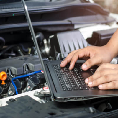 Computeres gépjármű átvizsgálás diagnosztizálás - pezoszerviz.hu